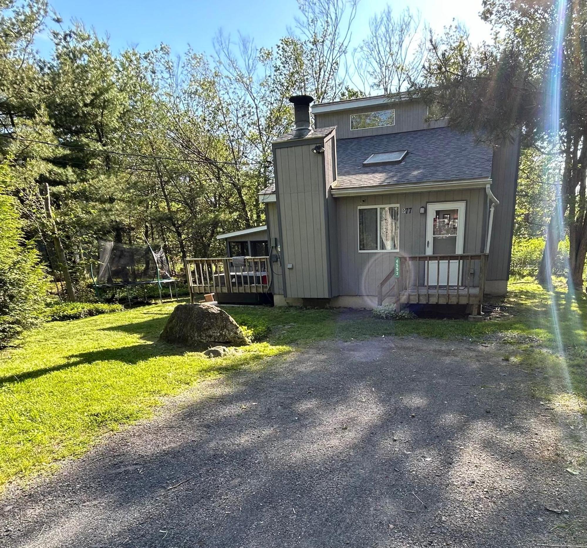 Ambiance - King Bed Cabin, Jetted-Tub & Fireplace Tobyhanna Exterior photo